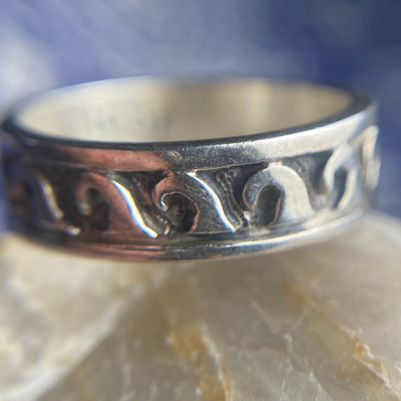 Sterling Silver Wide Etched Band 925 Cigar Ring - Picture 4 of 5